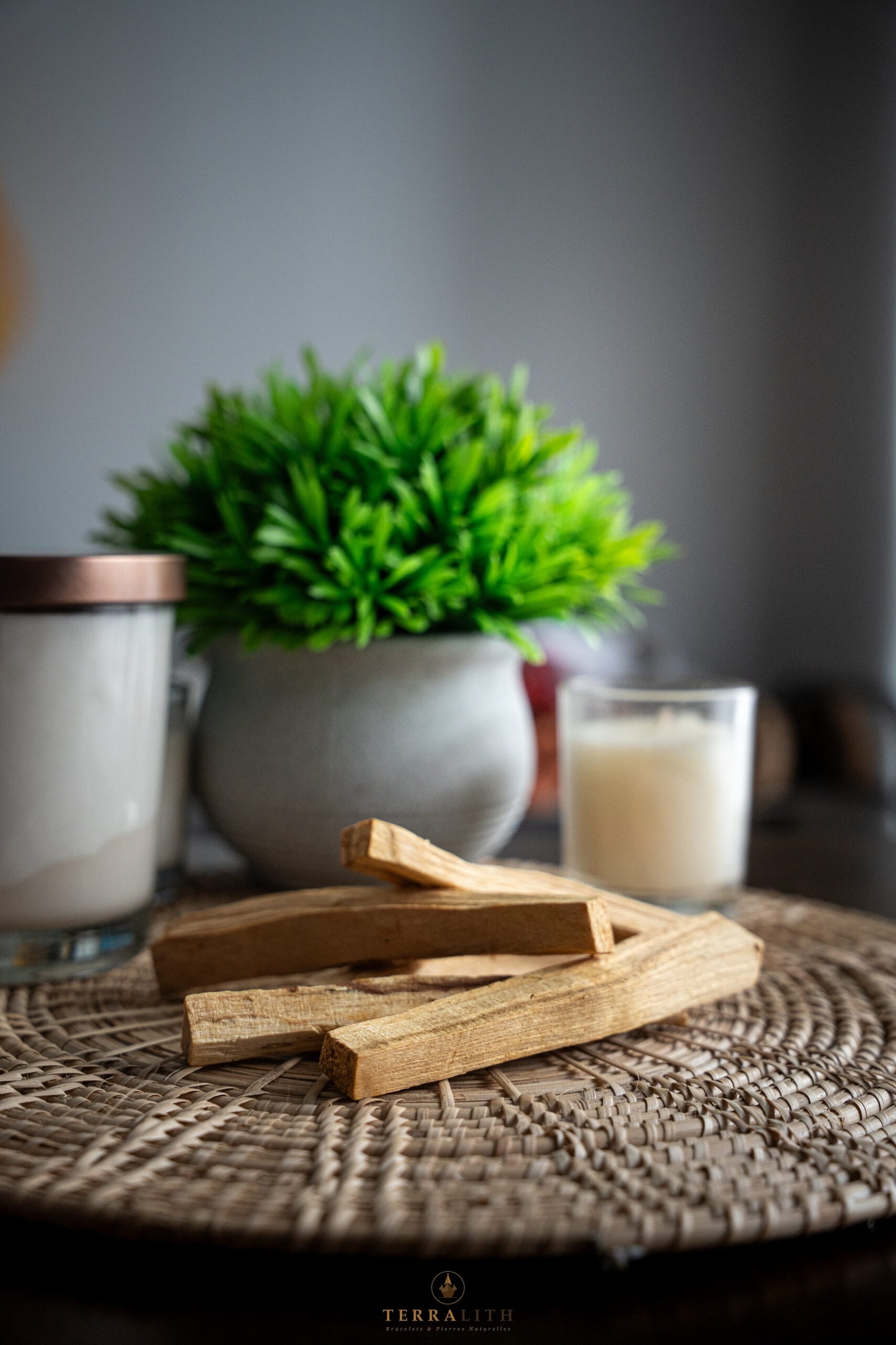 Palo Santo — Bois Sacré de Purification – bracelet pierre naturelle Terralith
